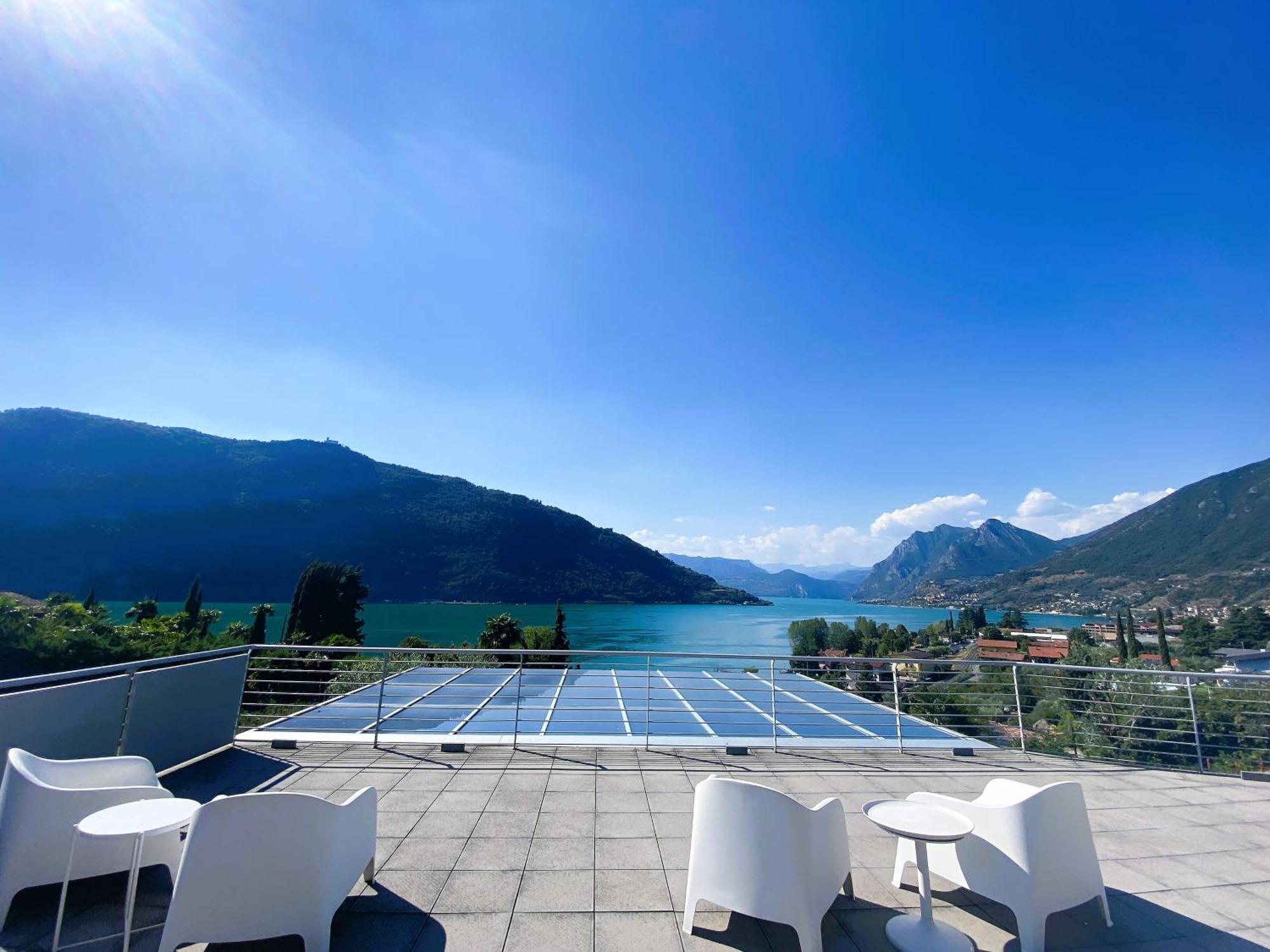 Vela Di Soleville Camere Con E Senza Vista Lago Con Ristorante & Pizzeria Sale Marasino Exterior foto