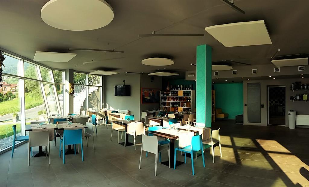 Vela Di Soleville Camere Con E Senza Vista Lago Con Ristorante & Pizzeria Sale Marasino Exterior foto