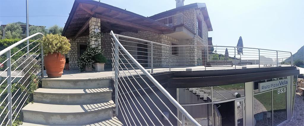 Vela Di Soleville Camere Con E Senza Vista Lago Con Ristorante & Pizzeria Sale Marasino Exterior foto